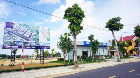 Dịch covid - Cần tiền nên bán nhanh lô đất ngang 5m - Tổng diện tích 140m2.