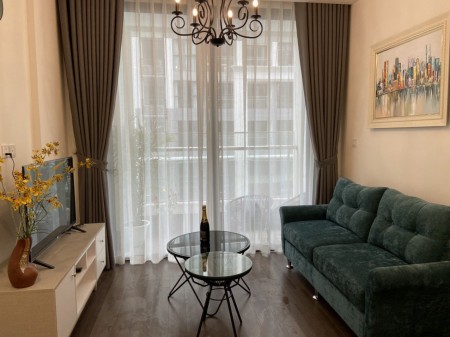 Cho thuê căn hộ 2PN full nội thất sang trọng tại vinhomes Symphony. LH: 0988581367