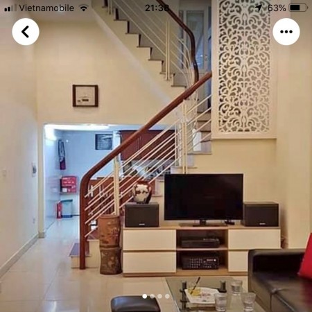 Bán nhà mặt tiền đường lớn, nhà đẹp, 4 mặt thoáng, diện tích sử dụng: 61m2, 3 tầng