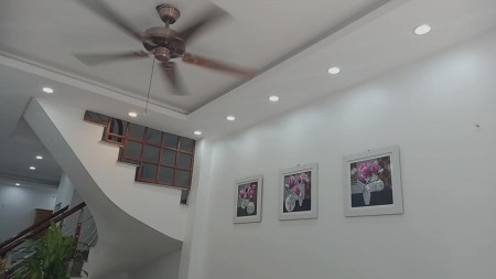 Đi đến slide 4