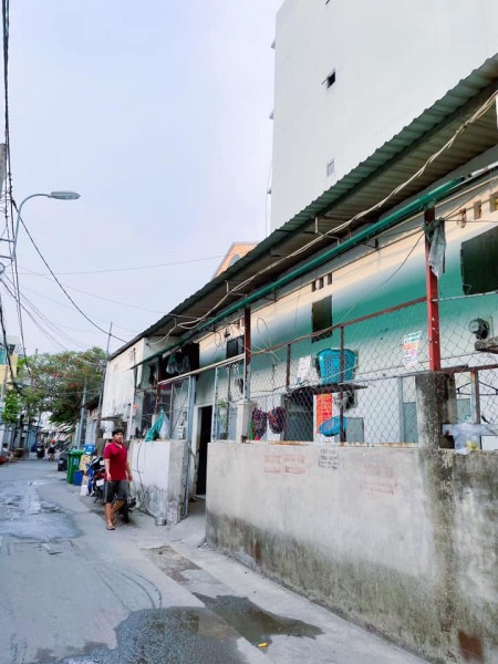 Gấp bán Dãy phòng trọ 4 phòng 3,4 tỷ HXH 7 chỗ ko quy hoạch dong tiền sẵn