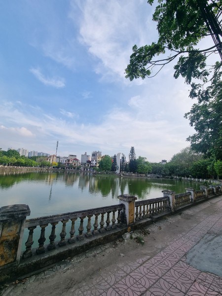 Nhỉnh 7 Tỷ có 122m2 Đất đẹp Phú Diễn MT 8m Ô tô vào đất