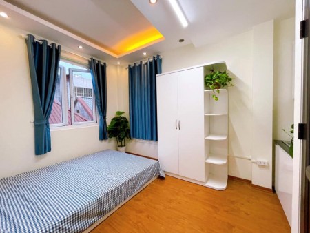 Bán nhà đường Láng, Quận Đống Đa, dt 61m2x5T, giá 6.7 tỷ, kinh doanh ôtô