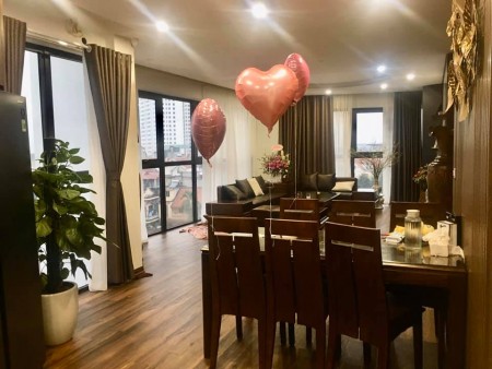 Bán nhà ở Trần Duy Hưng, không có nhà nhỏ 3 bán, Cầu Giấy 5 tầng, ngõ ba gác