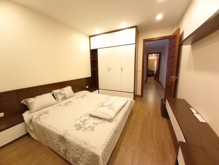Bán nhà, Ngõ ô tô, Kinh doanh, Xuân Thủy, 60m2, 4 tầng, giá hơn 4 tỷ