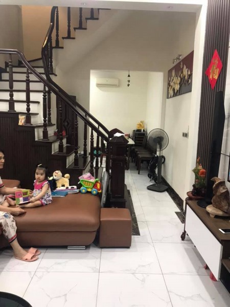 Nhà Cầu Giấy Phân lô cao cấp, khu dân sinh dân trí cao, chỉ hơn 6 ty