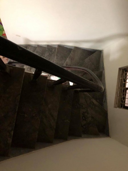 Bán nhà đẹp ngõ Linh Quang giá 3,2 tỷ, 30m2, oto cách 5m, có sổ