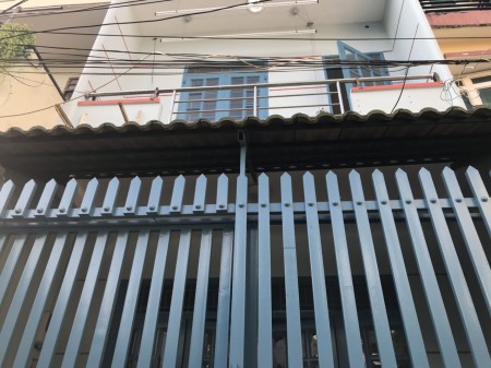 Bán nhà đường Thoại Ngọc Hầu, Quận Tân Phú, 2 tầng, giá rẻ 4.05 tỷ