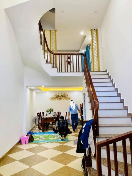 Bán nhà ngõ 29 Khương Hạ, Thanh Xuân, lô góc thoáng sáng, 35m2 5 tầng, Giá 4.5 tỷ