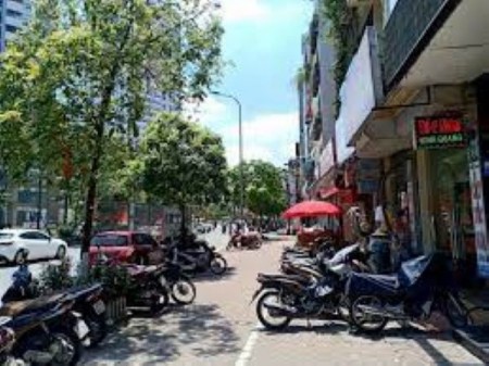 Mặt phố Tân Mai, lô góc kinh doanh vô địch, vỉa hè rộng, 6 làn ô tô tránh