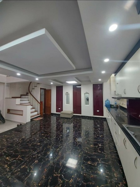Bán nhà Khâm Thiên 3 tỷ, diện tích 45m2, liên hệ 0902184622