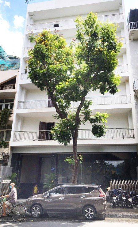 Cho thuê toà nhà mặt tiền 424 Cao Thắng, Quận 10, liên hệ 0931144449