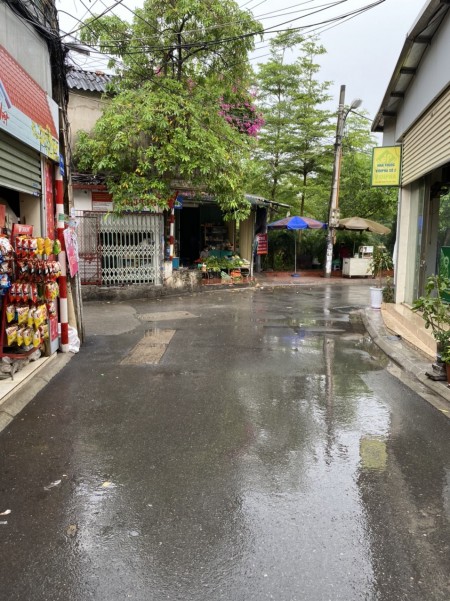 Nhà bán mặt phố ô tô tránh, kinh doanh tiện, khu sầm uất, dt 44m2, giá 4.8 tỷ
