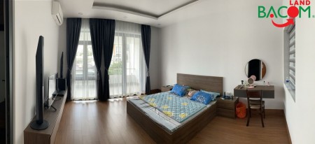 Bá nhà 2 mặt tiền đường Bùi Văn Hoà, phường Long Bình, Biên Hoà, giá 15 tỷ