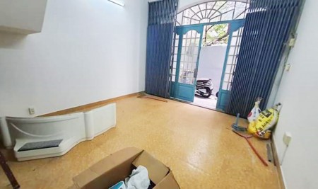 Cần bán nhà 3 Tầng, Nguyễn Thượng Hiền, p5, Bình Thạnh, Giá chỉ, 3.7ty