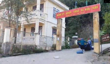Đi đến slide 4