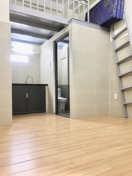 Phòng mới xây, có máy lạnh giá sinh viên - đối diện Trường ĐH CN4