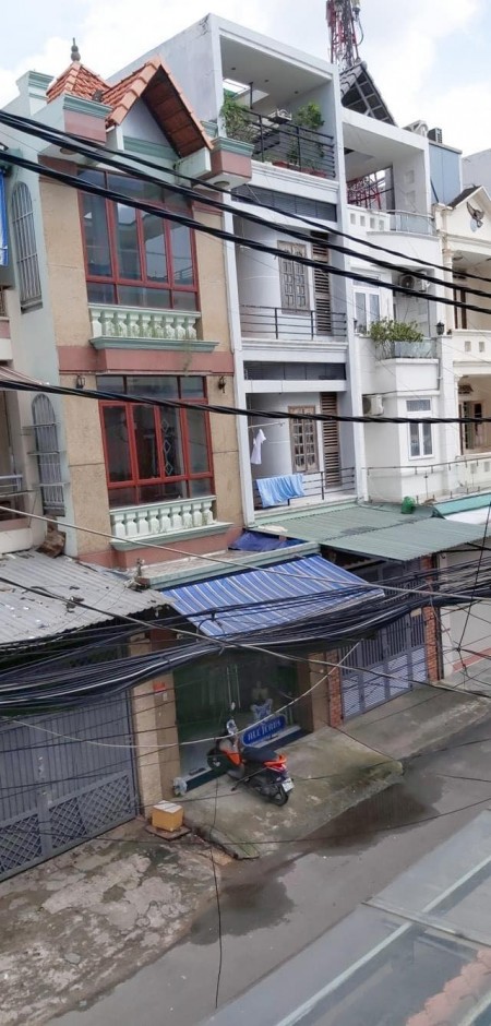 Giá không thể tốt hơn, bán nhà nguyên căn Lê Hồng Phong Quận 10, dt 32m2