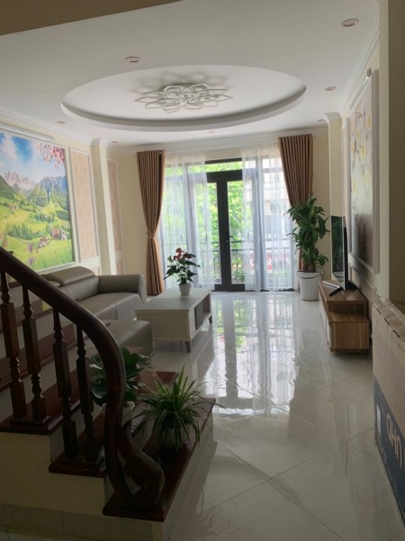 Bán Nhà Văn La 50m2, Mặt Tiền 4.6m, Nhà Mới Koong, Vỉa Hè, Ô Tô tránh, Kinh Doanh