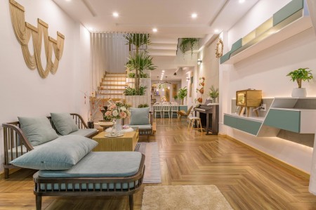 Bán nhà phố Thái Hà dt 50m2, mt 7m, lô góc 2 mặt tiền, 50m ra ô tô, kinh doanh
