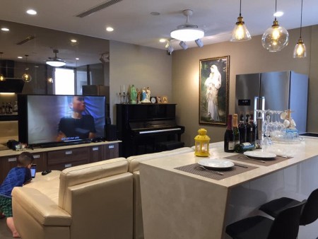 Bán nhà 5 tầng diện tích 51m2, Ngọc Thụy o tô đỗ cửa giá bán 4 tỷ 750