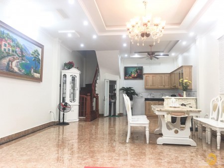 Bán Nhà siêu đẹp ở Dương Lâm,Hà Đông, Ngõ rộng 5m oto, 35m2, giá 2.55 tỷ
