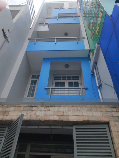 Nhà nguyên căn mặt tiền Hoàng Văn Thụ, giá cho thuê 33 triệu/tháng