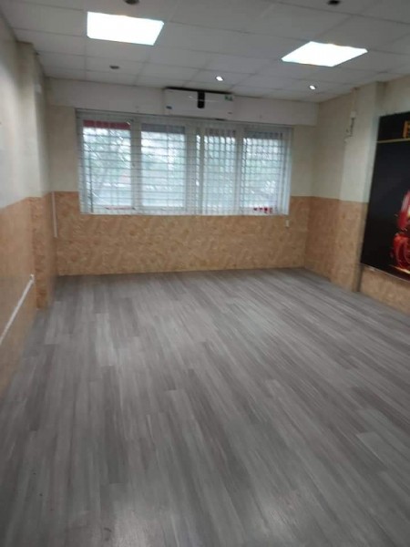 Bán nhà nguyên căn đường Khương Hạ, khu Vip phân lô, diện tích sử dụng 34m, giá 3.2 tỷ