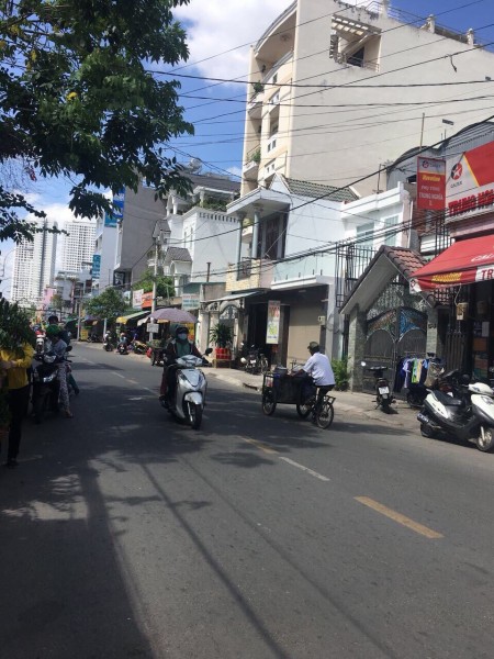 Bán nhà 5x14m 3 lầu mặt tiền Lâm Văn Bền phường Tân Quy Q7 giá 16,5 tỷ