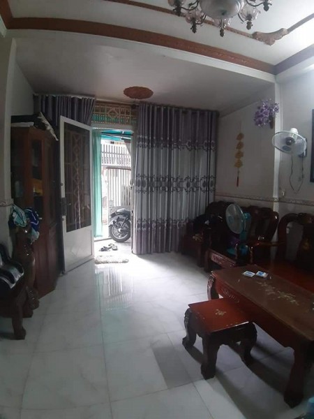 Cần bán gấp nhà mới, đẹp, vuông, 4,65 tỷ, lô góc, Tân Phú