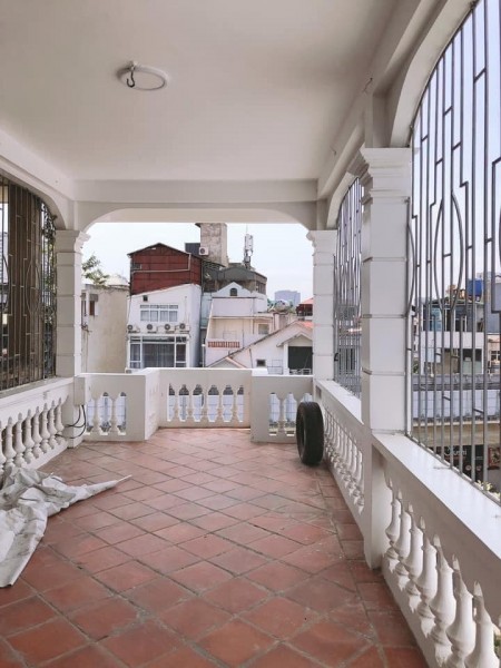 Đi đến slide 2