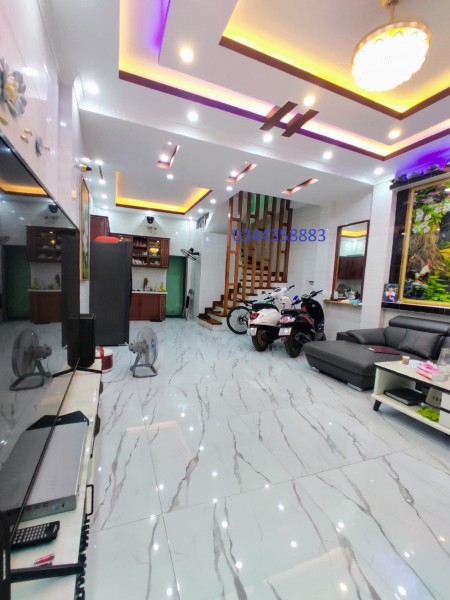 Nhà thoáng trước sâu ô tô đỗ cửa Quận Hoàng Mai dt 47mx5t giá nhỉnh 4 tỷ