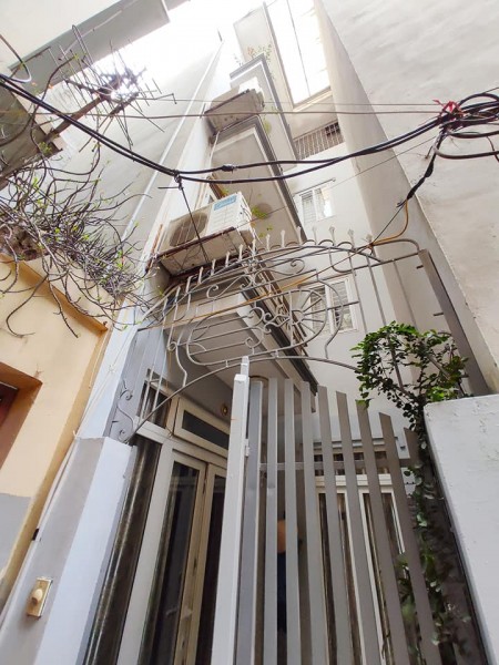 Bán nhà phố Thanh Đàm! 40m2, 4 tầng, mặt tiền 4m, giá 2.85 tỷ.