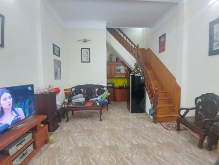 Hồng Mai, Quận Hai Bà Trưng ô tô, kinh doanh, giá 3.4 tỷ, chủ nhà bán nhanh