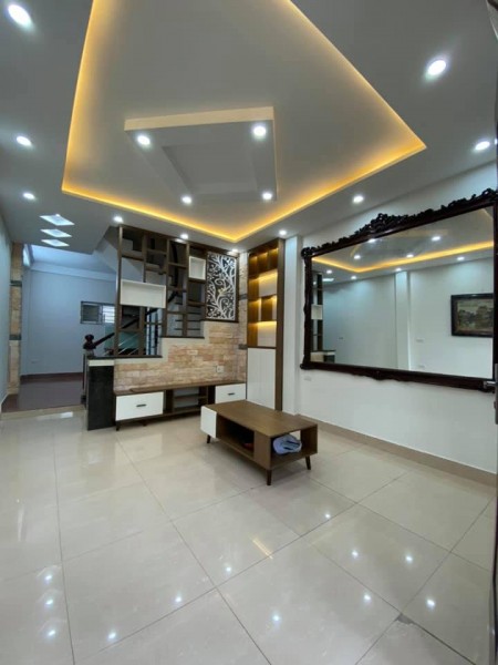 Chính chủ bán nhà Thạch Bàn gần Aeol Mail ngõ oto 45m2, 4 tầng giá 3.25 tỷ