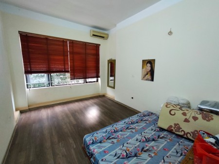 Bán gấp nhà ô tô tránh, kinh doanh đường Vũ Vương Thùa Quận Thanh Xuân, mt 6m, giá 6.2 tỷ