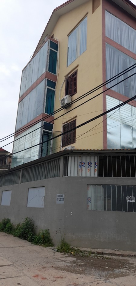 Bán nhà Cổ Nhuế, hai mặt ngõ, ô tô đỗ, 45m2 giá sốc 2.9 tỷ