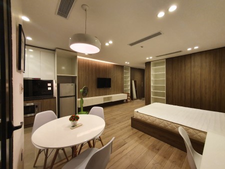 Cho thuê chung cư Star City Lê Văn Lương studio 50m2 full đồ 10.5 triệu. Lh 0377983070