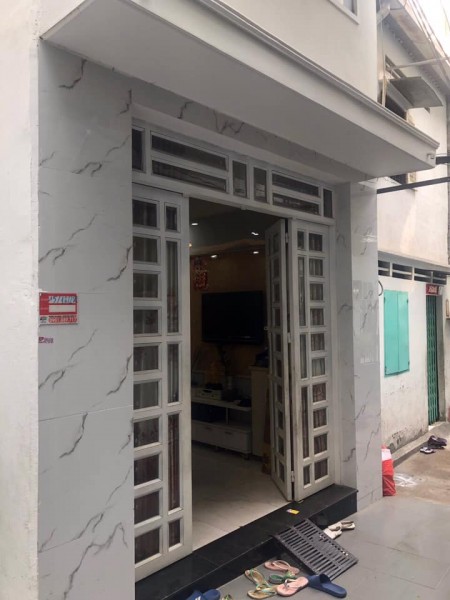 Bán nhà Quận Tân Bình, 4x14m, đang cho thuê 8 tr/ tháng, giá 3.7 tỷ