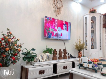 Bán nhà nội thất full đẹp 35m2 - 6,5m mặt tiền 4 tầng, cửa Đông, đường rộng, giá 2.9 tỷ