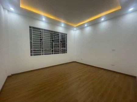 Bán nhà Thanh Xuân, Ngã tư sở chỉ 3,3 tỷ 5Tx36m, MT 4.5m.