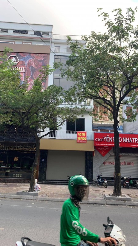 Thuê nguyên căn, mặt phố Tây Sơn, Nguyễn Lương Bằng, Đống Đa, 5 tầng giá 25 triệu