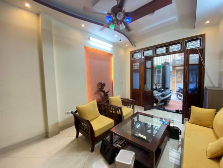 Bán nhà Ngọc Trục, Ngõ to như phố, ô tô vào nhà, 57m2, 3.39 tỷ