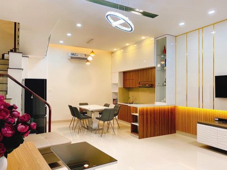 Trần Quý Cáp Bình Thạnh, HXH, dt 70m2, tiện xây phòng cho thuê