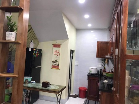Bán nhà Xuân Phương ngõ thông oto đỗ ngày đêm giá chỉ 2ty lh 0945356832