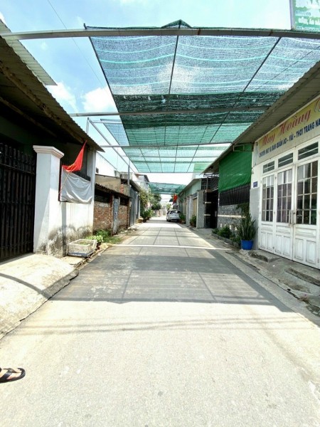 Đất ngã tư Vũng Tàu Long Bình Tân sổ riêng thổ cư 1350/65m2 đường 6m