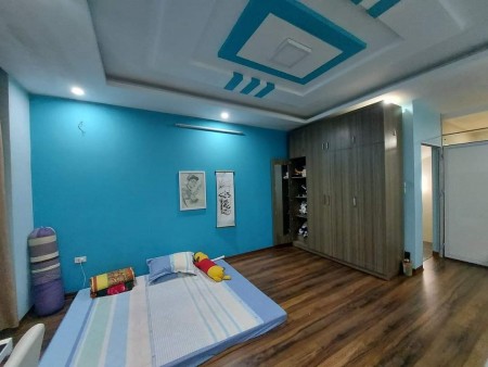Bán nhà Phạm Ngọc Thạch, 5 tầng, 3 ngủ, ngõ to thông, cách ô tô 1 nhà, nhà đẹp, giá 2.9 tỷ