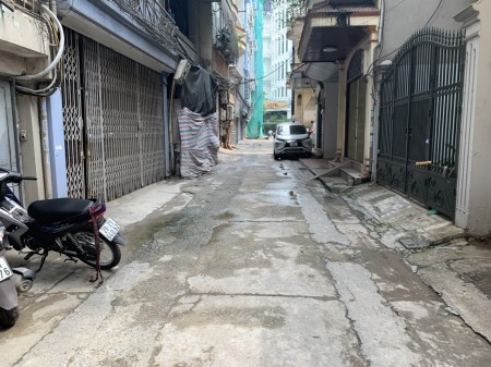 Bán nhà trong ngõ phố Đặng Thai Mai, 83m2, giá có thương lượng, lh: 0972933496
