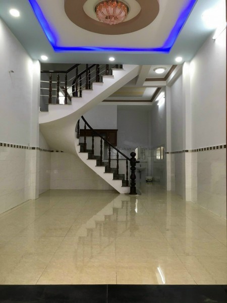 Nhỉnh 3 tỷ có nhà đẹp hẻm xe hơi 2 tầng, 51m2, shr, gần ngay mặt tiền đường Tân Thới Hiệp 21, Quận 12