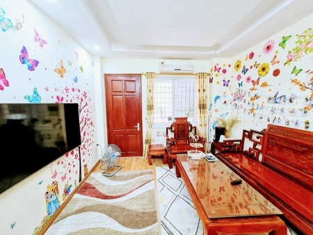 Bán nhà Lê Quang Đạo, TẶNG nội thất xịn xò, diện tích 46m2, giá 4.4 tỷ
